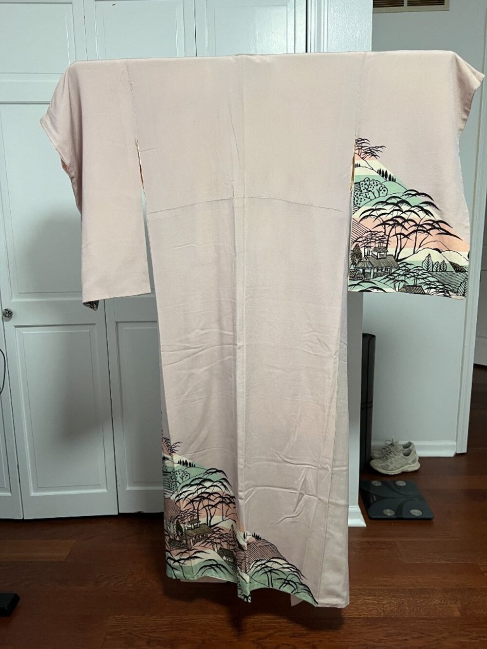 Vintage Japanese Kimono Pale Pink Landscape Robe 1940s 1950s Family Collection - Picture 4 of 6